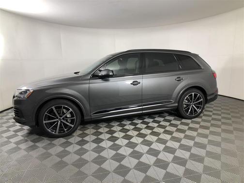 2023 Audi Q7 55 Prestige