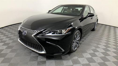 2020 Lexus ES 300h Base