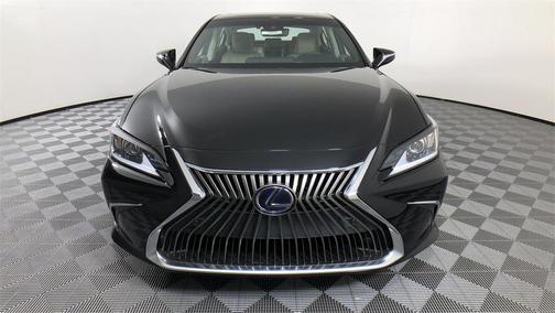 2020 Lexus ES 300h Base