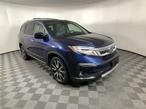 2019 Honda Pilot Touring 8-Passenger