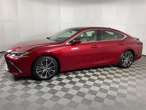 2025 Lexus ES 300h Premium