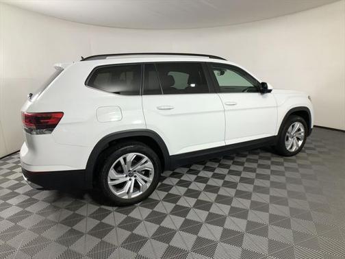 2021 Volkswagen Atlas 3.6L SE w/Technology