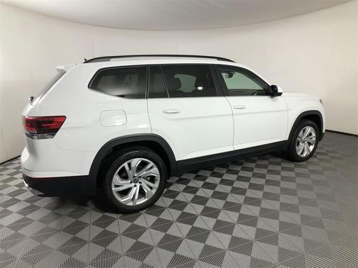 2021 Volkswagen Atlas 3.6L SE w/Technology