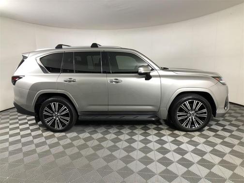 2024 Lexus LX 600 Luxury