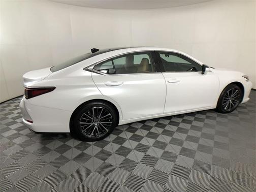 2024 Lexus ES 350 Premium