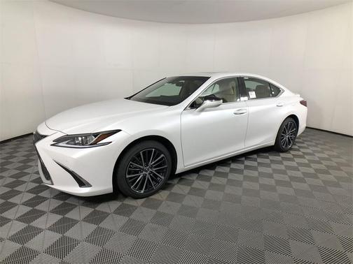 2025 Lexus ES 300h Base