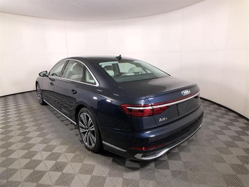 2023 Audi A8 L 55 TFSI quattro Tiptronic