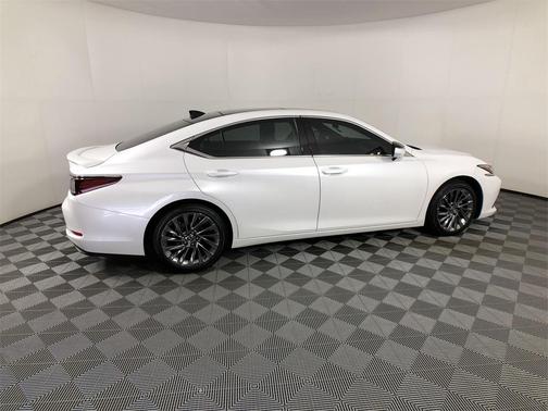 2024 Lexus ES 350 Luxury