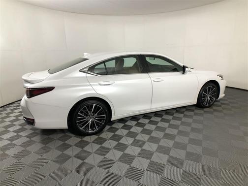 2024 Lexus ES 300h 300H