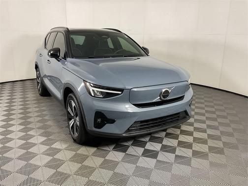 2023 Volvo XC40 Recharge Pure Electric Twin Plus