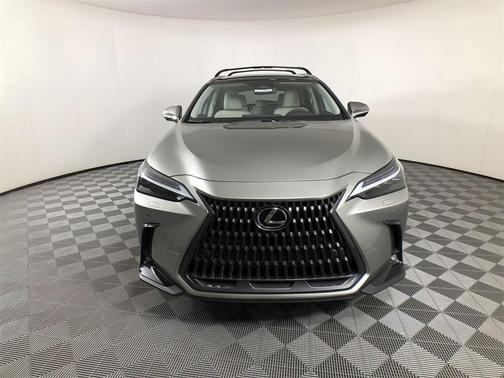 2025 Lexus NX 450h+ Luxury