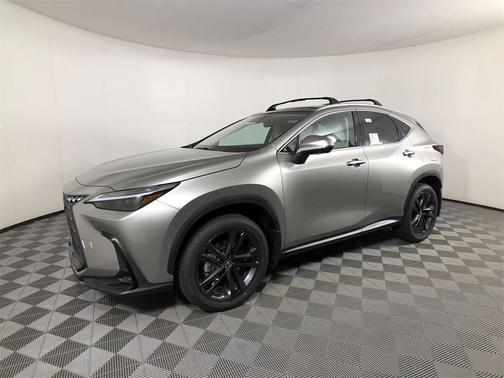 2025 Lexus NX 450h+ Luxury