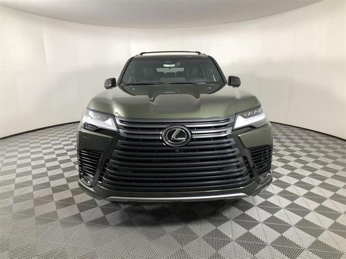 2025 Lexus LX 700h Overtrail
