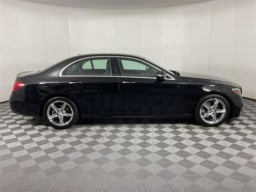 2018 Mercedes-Benz E-Class E 300