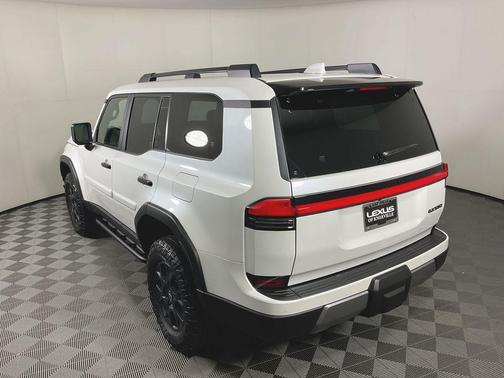 Eminent White Pearl 2026 Lexus GX 550 Overtrail