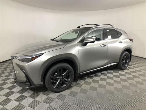 2025 Lexus NX 450h+ Luxury