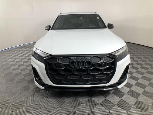 2025 Audi SQ7 4.0T Premium Plus
