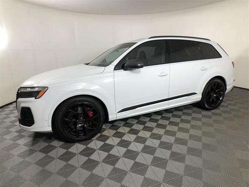 2025 Audi SQ7 4.0T Premium Plus