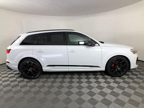2025 Audi SQ7 4.0T Prestige