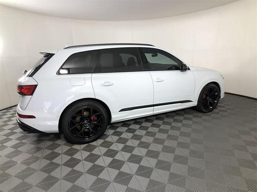 2025 Audi SQ7 4.0T Premium Plus