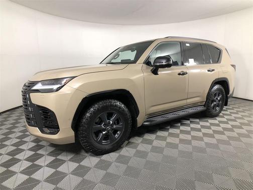 2025 Lexus LX 700h Overtrail