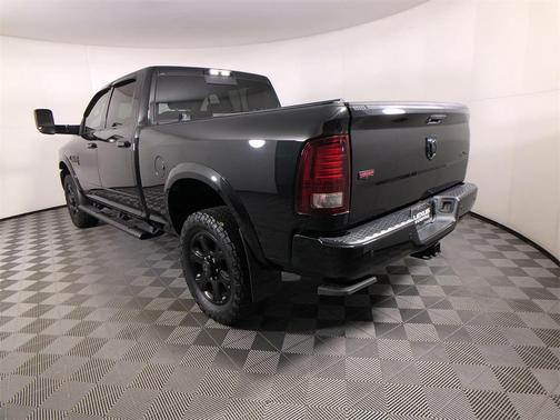 2018 RAM 3500 Laramie Crew Cab 4x4 6'4' Box