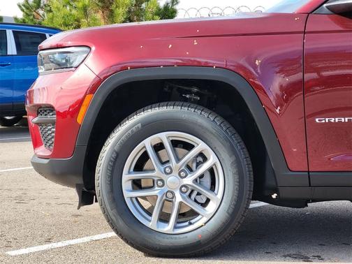 2025 Jeep Grand Cherokee Laredo X