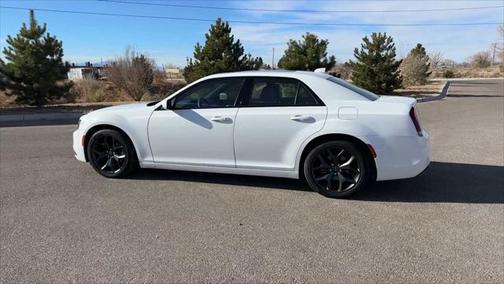 2022 Chrysler 300 S