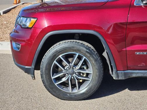 2020 Jeep Grand Cherokee Laredo E