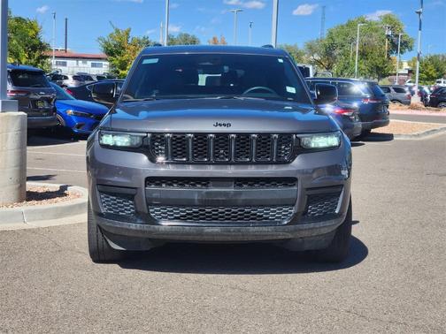 2023 Jeep Grand Cherokee L Laredo