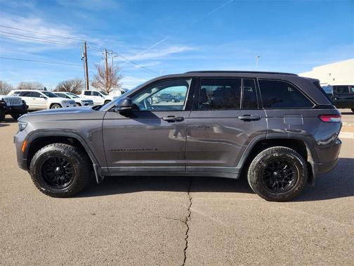 2023 Jeep Grand Cherokee Altitude