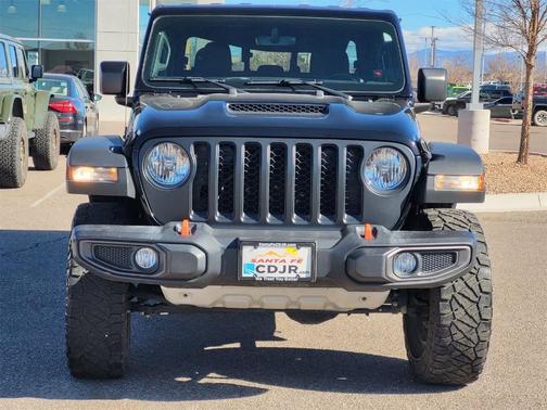 2022 Jeep Gladiator Mojave
