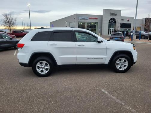 2017 Jeep Grand Cherokee Laredo