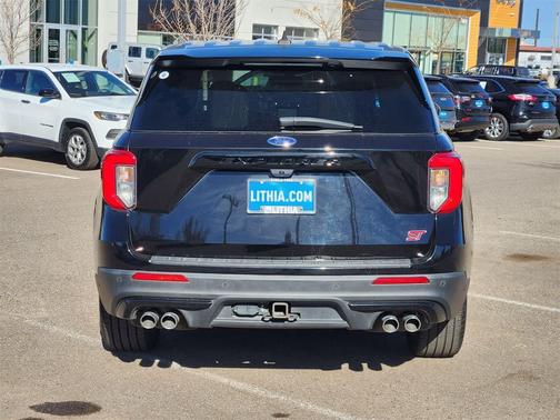 2022 Ford Explorer ST