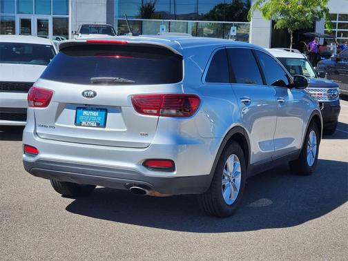 2020 Kia Sorento LX