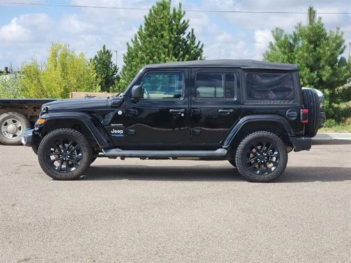 2022 Jeep Wrangler Unlimited 4xe Sahara
