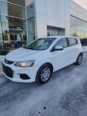 2017 Chevrolet Sonic LT