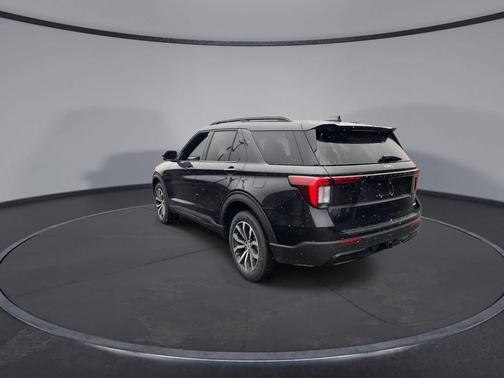 Agate Black Metallic 2026 Ford Explorer ST-Line