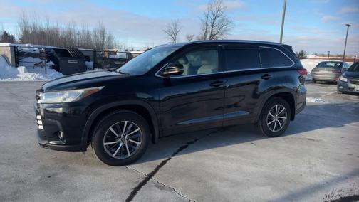 2017 Toyota Highlander XLE