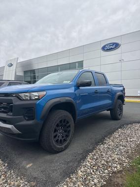 Glacier Blue Metallic 2023 Chevrolet Colorado Trail Boss