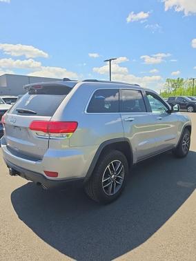 Billet Silver Metallic Clearcoat 2018 Jeep Grand Cherokee Limited