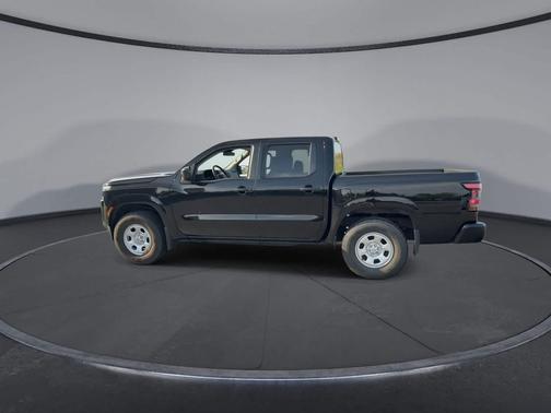 Super Black 2022 Nissan Frontier S