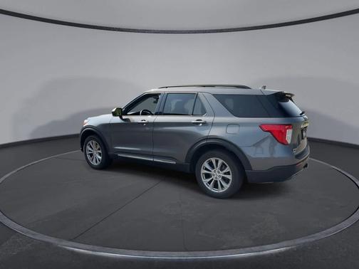 Carbonized Gray Metallic 2023 Ford Explorer XLT