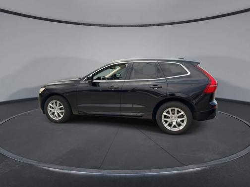 2021 Volvo XC60 T5 Momentum