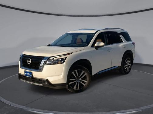 2022 Nissan Pathfinder Platinum 4WD