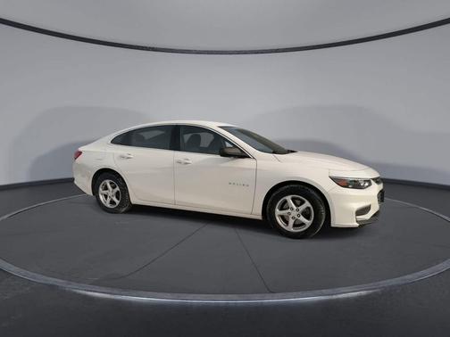 2017 Chevrolet Malibu 1LS