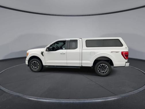 Oxford White 2022 Ford F-150 XLT