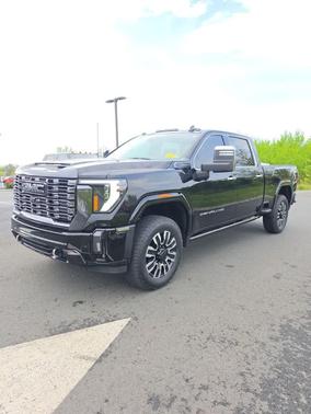 Onyx Black 2024 GMC Sierra 2500 Denali Ultimate