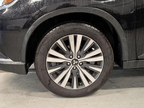 2020 Mitsubishi Outlander SEL