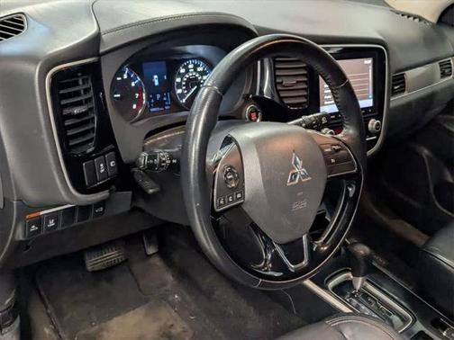 2020 Mitsubishi Outlander SEL